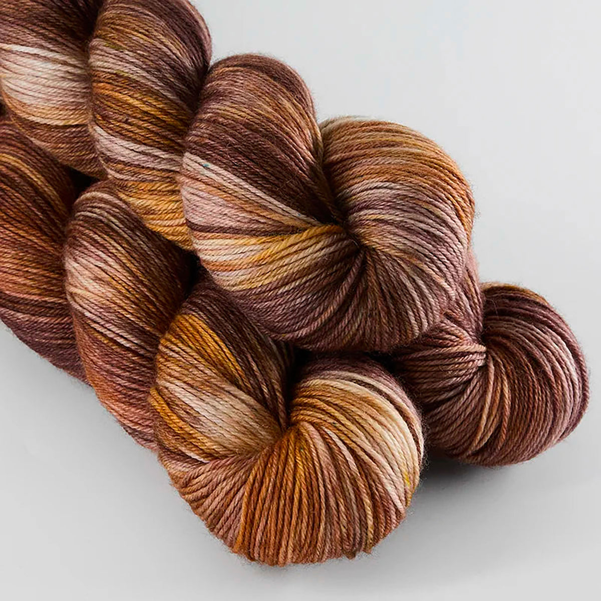 Echeveaux de Sock de Sysleriget, coloris Champagne Problems / Our Favourites n°9