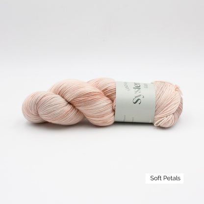 Echeveau de Sock de Sysleriget, coloris Soft Petals