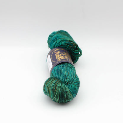 Echeveau de Kappōgi Sturdy Sock de The Hare & The Crow coloris Tilo