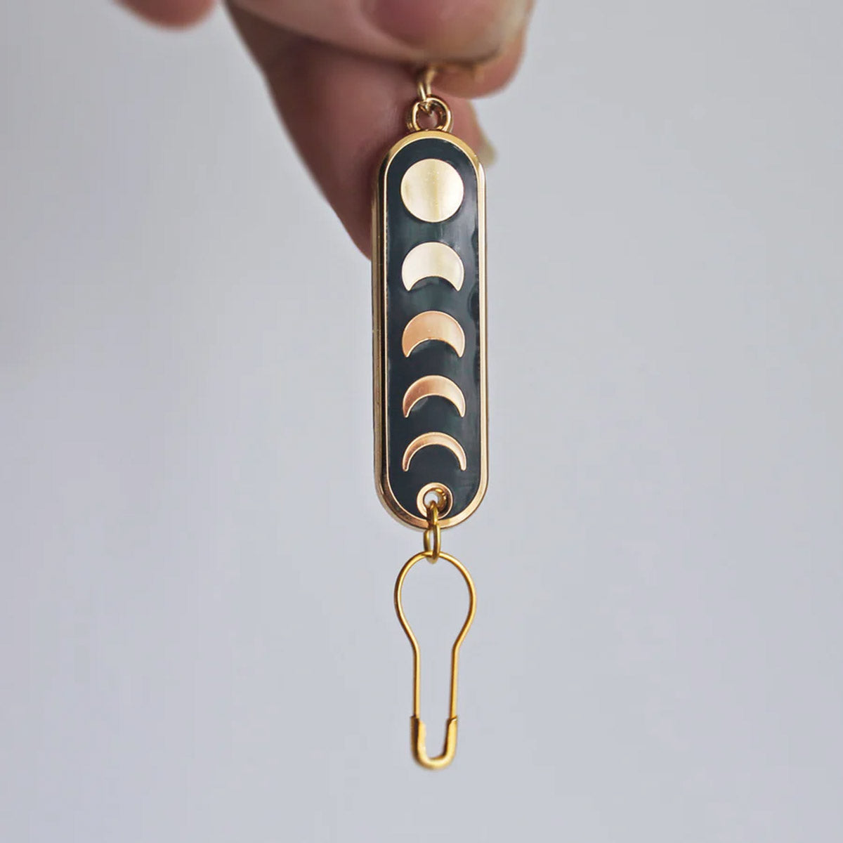 Progress Tab Keeper de Twill & Print modèle Moon Midnight
