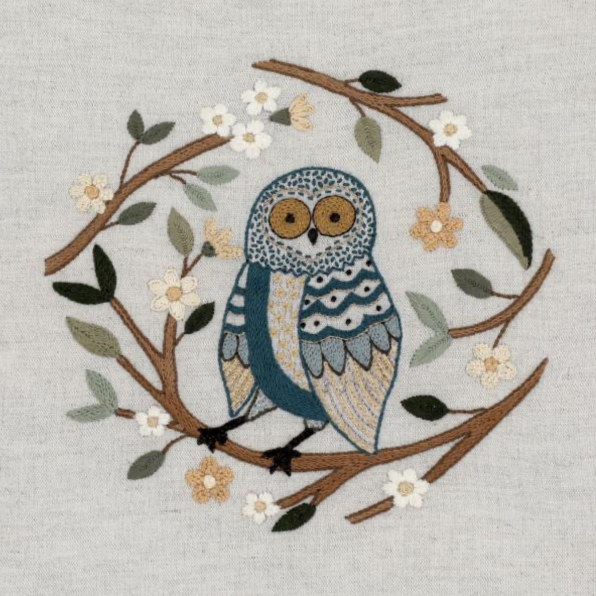 Kit de broderie Un Chat dans l'Aiguille modèle Colette la Chouette