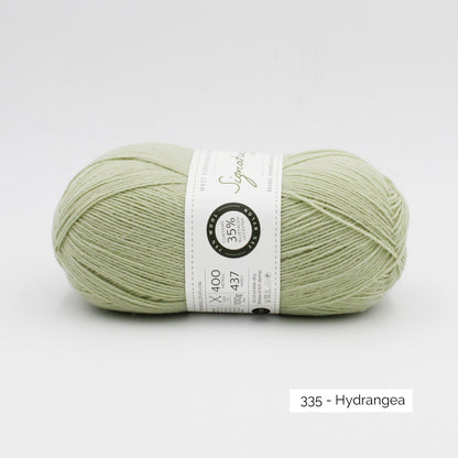 Pelote de Signature 4ply de West Yorkshire Spinners (WYS) coloris 335 Hydrangea