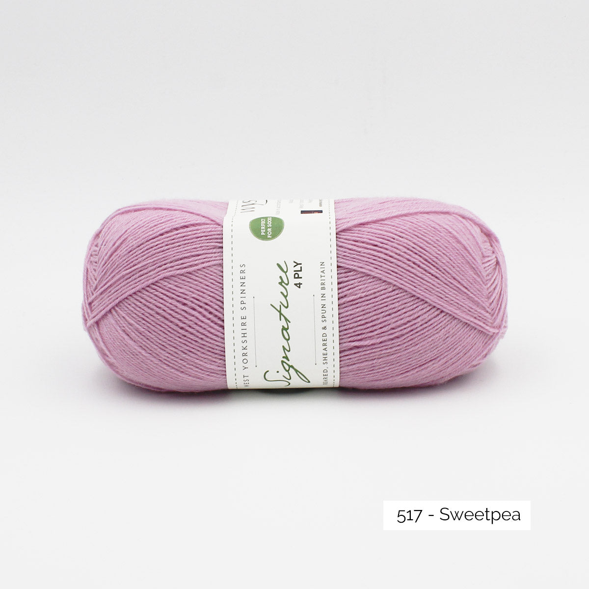 Pelote de Signature 4ply de West Yorkshire Spinners (WYS) coloris 517 Sweetpea