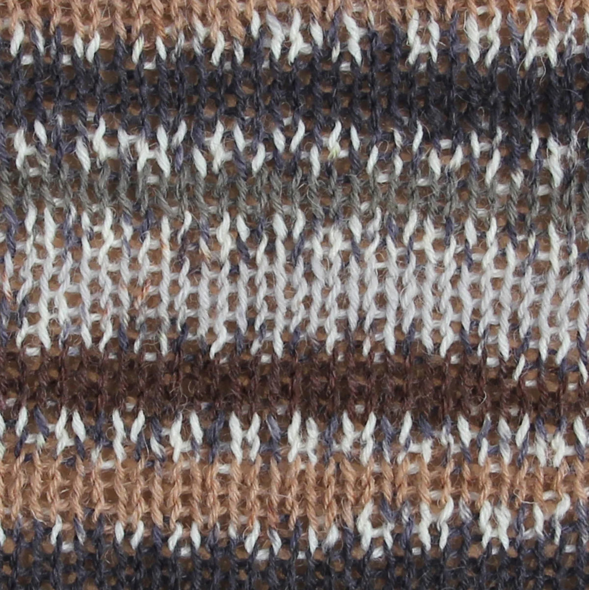 Signature 4ply de West Yorkshire Spinners (WYS), coloris 877 Owl