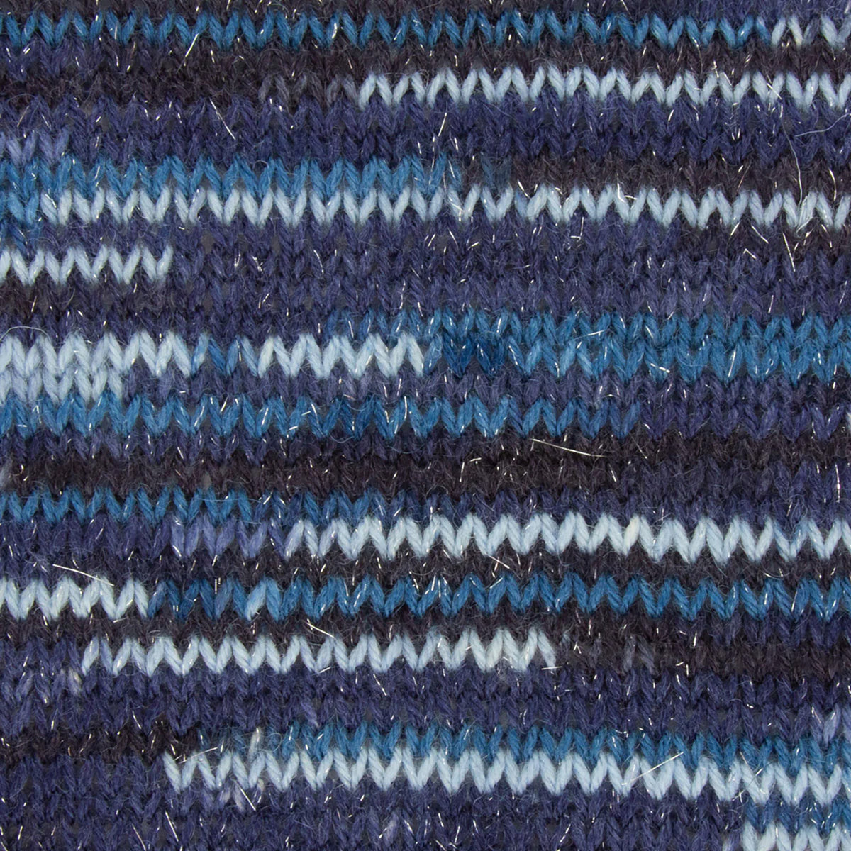 Signature 4-ply de West Yorkshire Spinners (WYS), coloris 906 Silent Night (Sparkle)